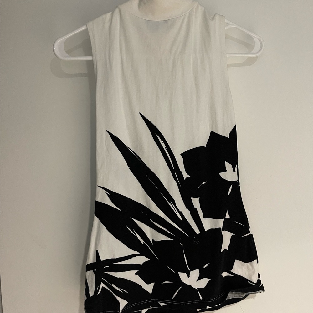 Express tank top